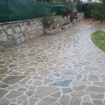 Hernán Bermejo Construcciones y Canteras camino en piedra